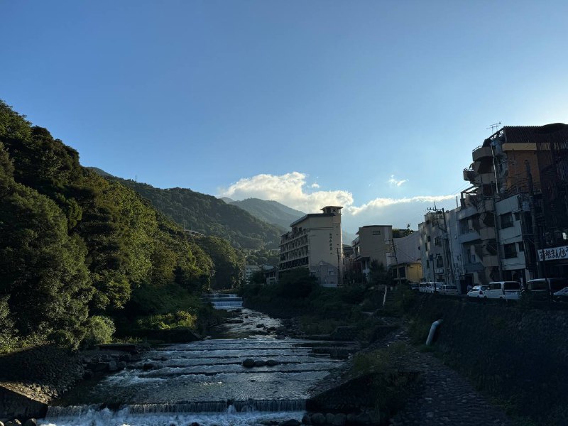 傍晚了，回房间歇会儿傍晚了，回房间歇会儿