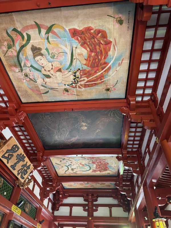 浅草寺2手上没五円，每人投的十元浅草寺2手上没五円，每人投的十元