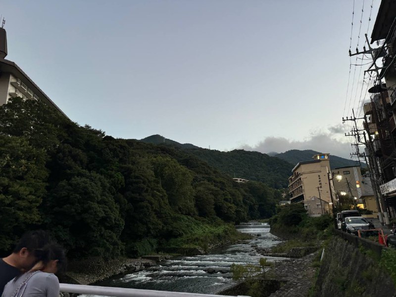 酒店里找小菊网上看到的居酒屋酒店里找小菊网上看到的居酒屋